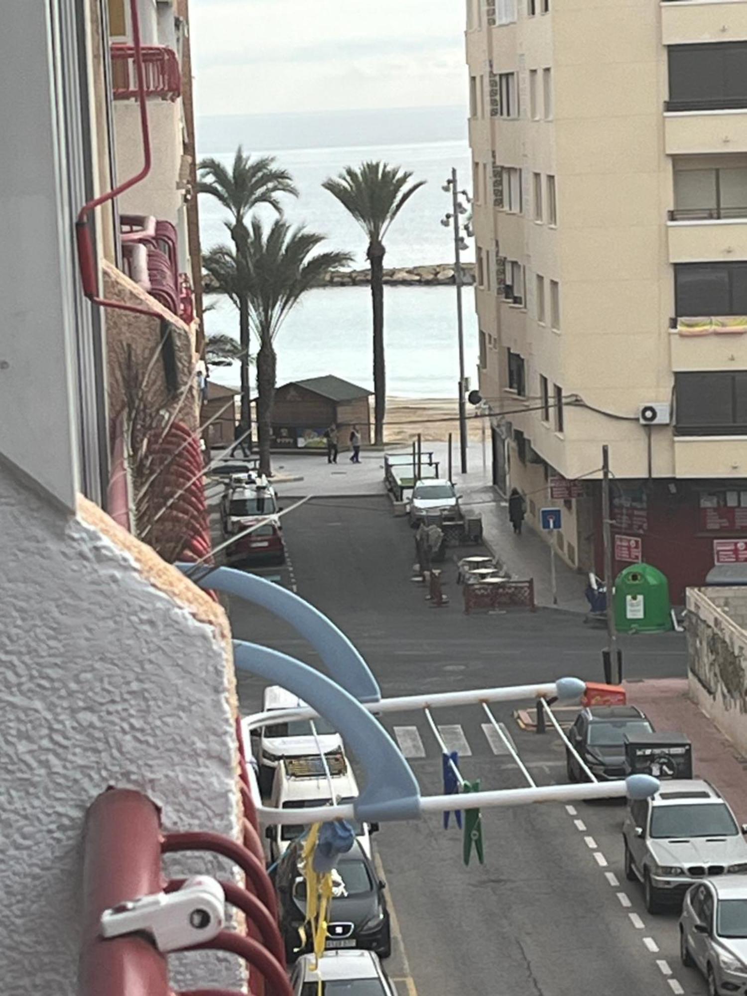 Apartment 1 Minute Walking From Playa Del Cura 또레비에하 외부 사진