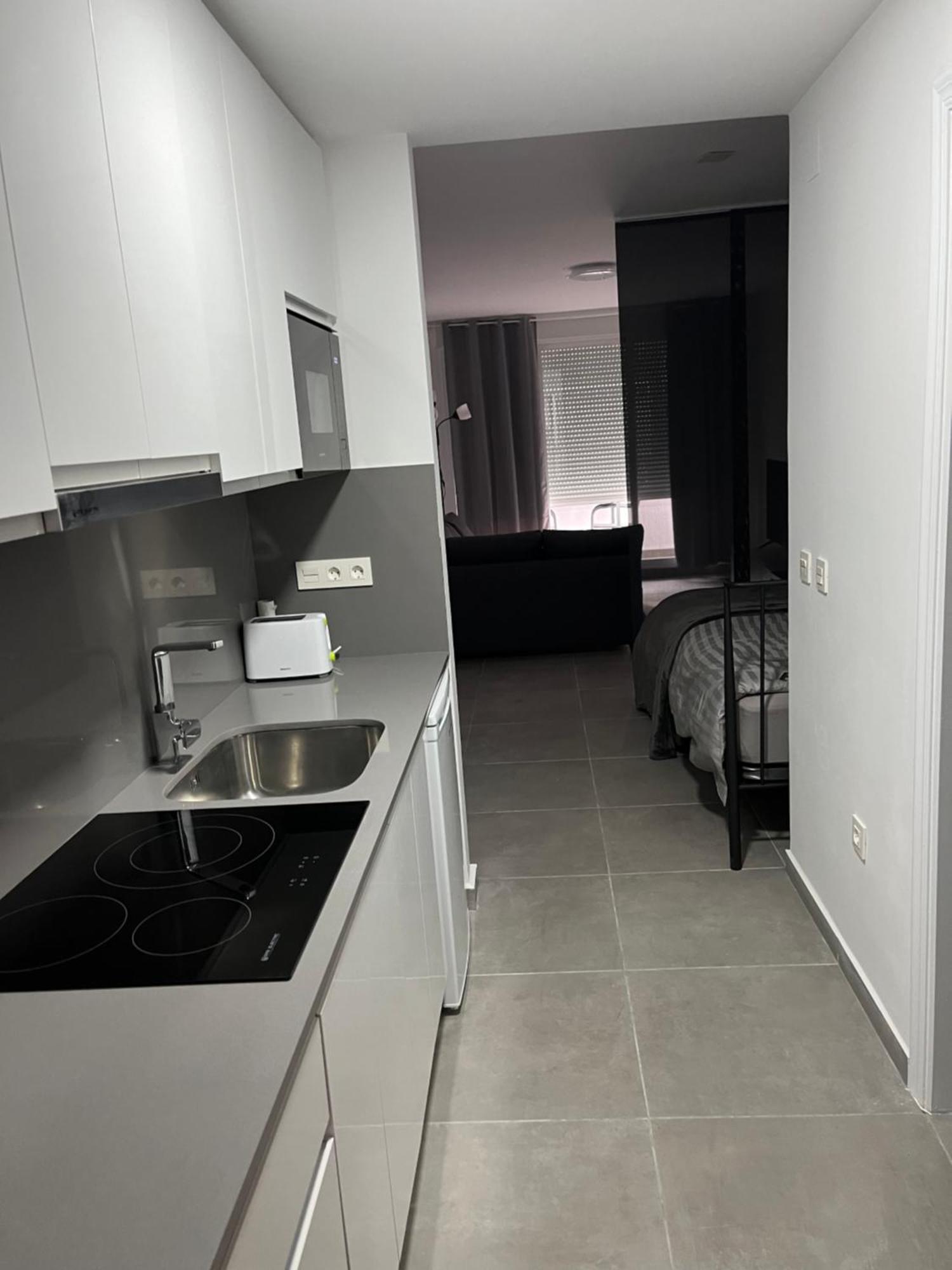Apartment 1 Minute Walking From Playa Del Cura 또레비에하 외부 사진
